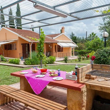 Family Holiday Apartment With Garden & Bbq Velonádes المظهر الخارجي الصورة
