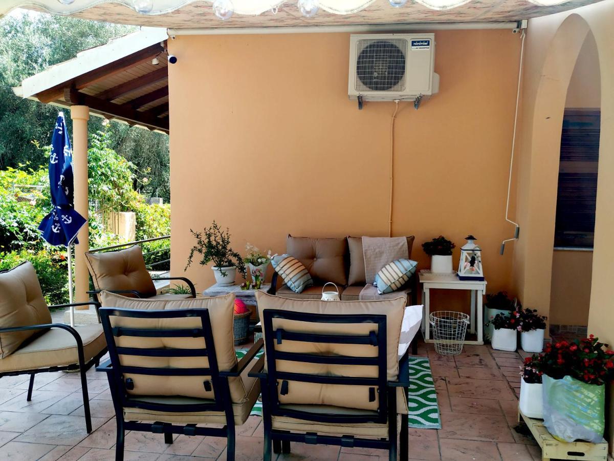 Family Holiday Apartment With Garden & Bbq Velonádes المظهر الخارجي الصورة
