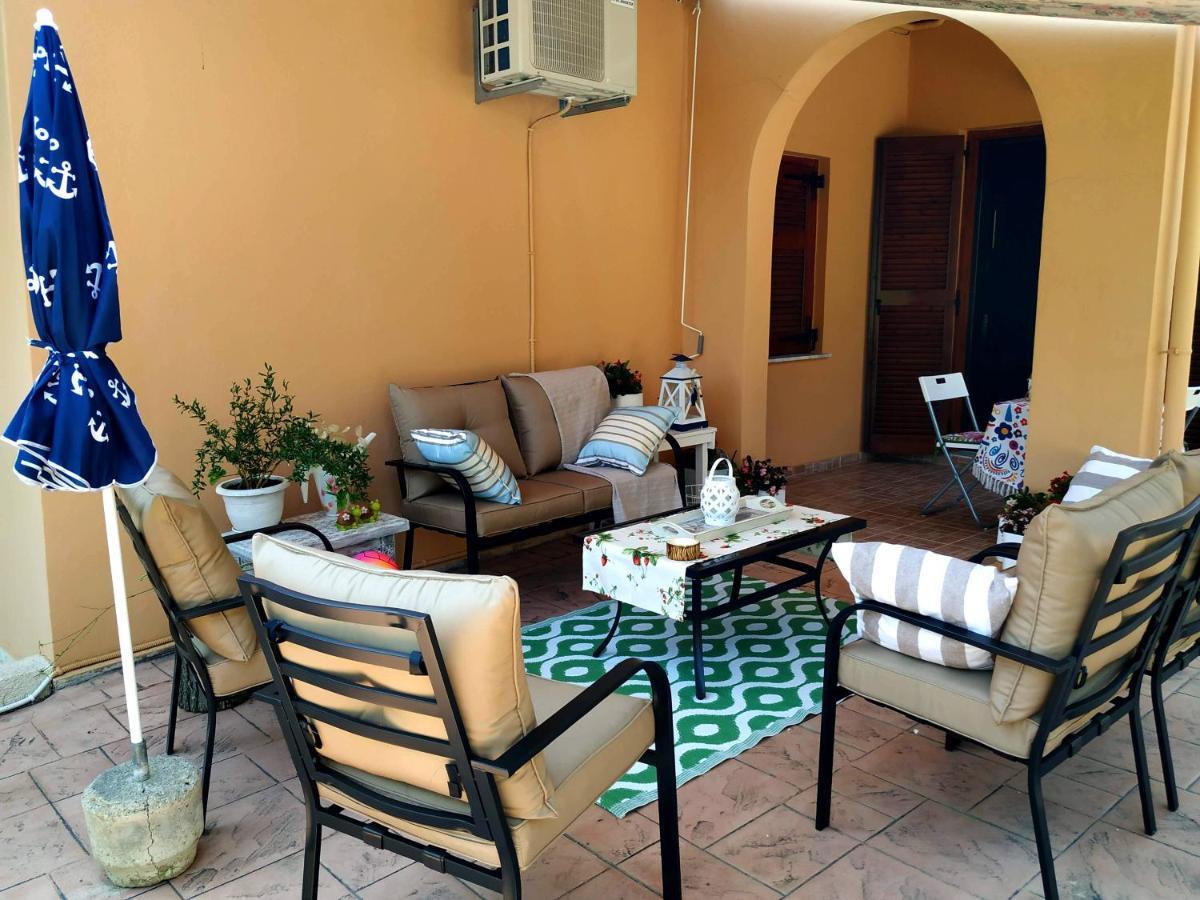 Family Holiday Apartment With Garden & Bbq Velonádes المظهر الخارجي الصورة
