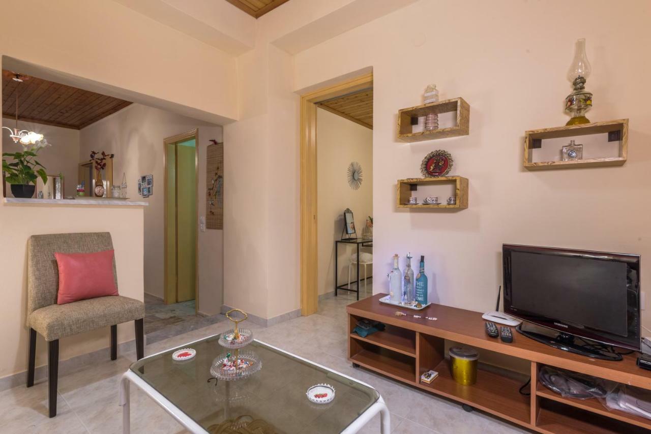 Family Holiday Apartment With Garden & Bbq Velonádes المظهر الخارجي الصورة