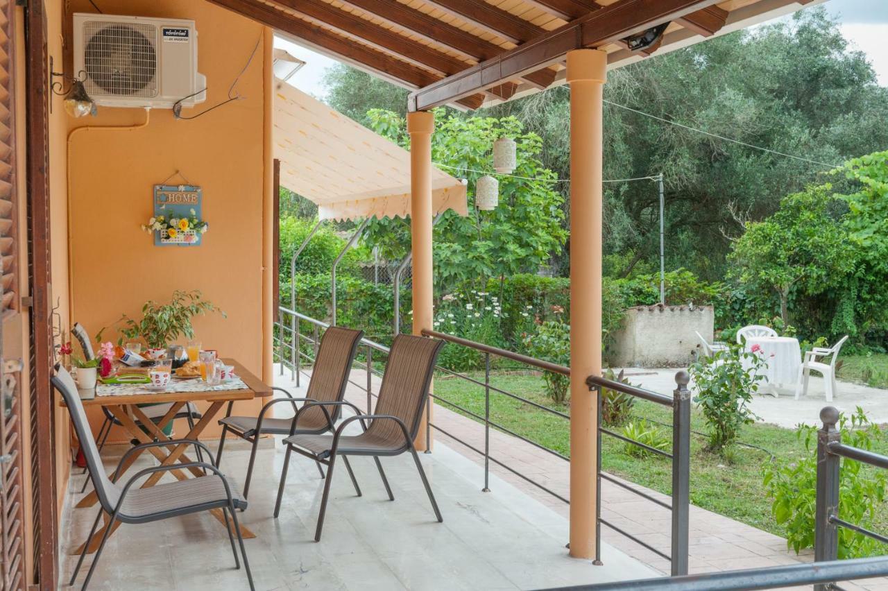 Family Holiday Apartment With Garden & Bbq Velonádes المظهر الخارجي الصورة